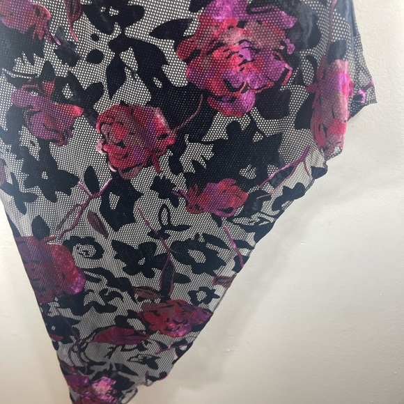 Aidan Mattox Asymmetrical Black and Pink Gown for Weddings - Picture 5 of 9